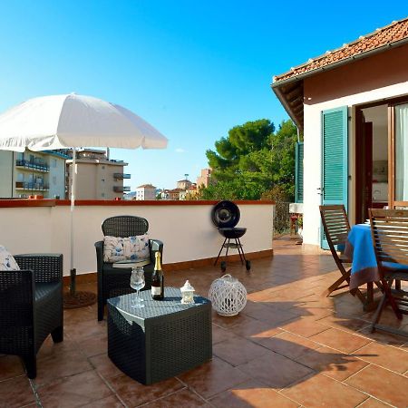 Вилла Casa Con Grande Terrazza, Ac, Wifi, Posto Auto E Vicino Al Mare Империя Экстерьер фото