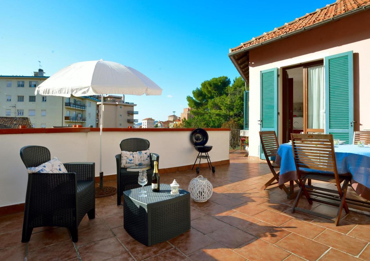 Вилла Casa Con Grande Terrazza, Ac, Wifi, Posto Auto E Vicino Al Mare Империя Экстерьер фото